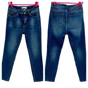 C'est Toi Women's Juniors High Rise Crop slits jeans size 11